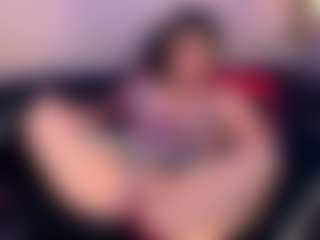 IvannaBellini01's Live Sex Cam Show