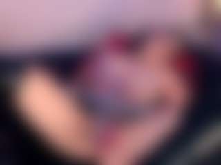 IvannaBellini01's Live Sex Cam Show