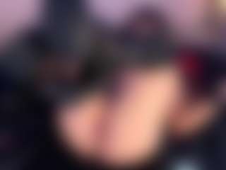 IvannaBellini01's Live Sex Cam Show