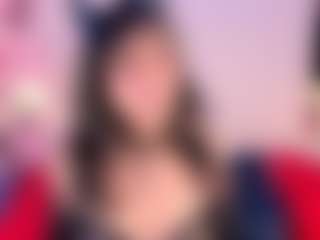 IvannaBellini01's Live Sex Cam Show