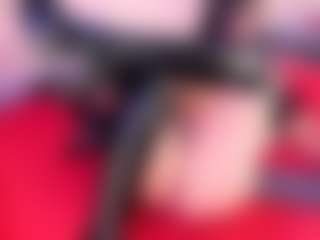 IvannaBellini01's Live Sex Cam Show