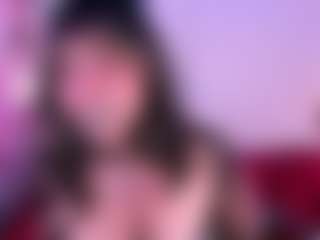 IvannaBellini01's Live Sex Cam Show
