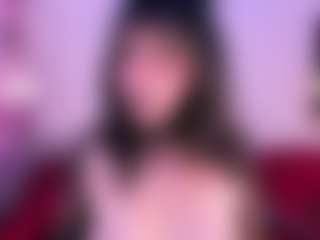 IvannaBellini01's Live Sex Cam Show