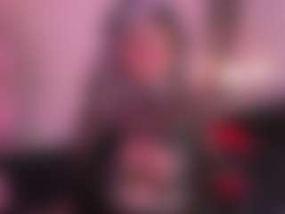 IvannaBellini01's Live Sex Cam Show