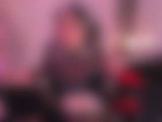 IvannaBellini01's Live Sex Cam Show