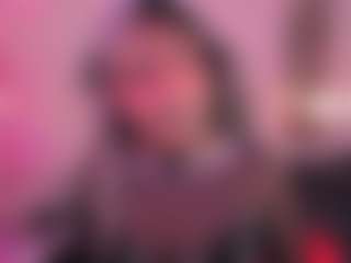 IvannaBellini01's Live Sex Cam Show