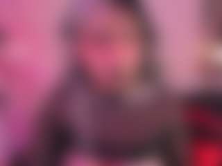 IvannaBellini01's Live Sex Cam Show