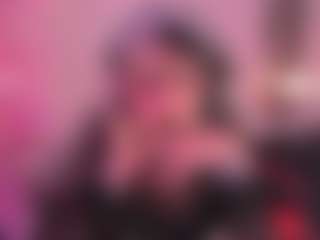 IvannaBellini01's Live Sex Cam Show