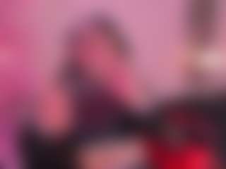 IvannaBellini01's Live Sex Cam Show