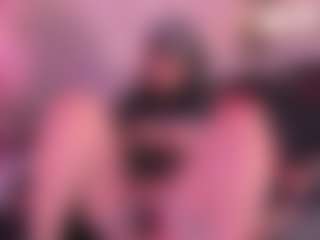 IvannaBellini01's Live Sex Cam Show