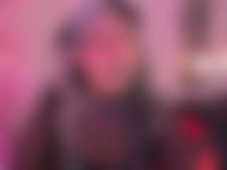 IvannaBellini01's Live Sex Cam Show