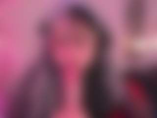 IvannaBellini01's Live Sex Cam Show