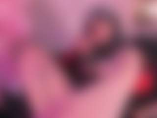 IvannaBellini01's Live Sex Cam Show