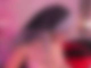 IvannaBellini01's Live Sex Cam Show