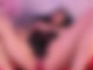IvannaBellini01's Live Sex Cam Show