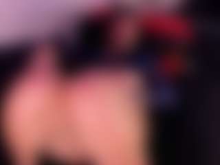 IvannaBellini01's Live Sex Cam Show