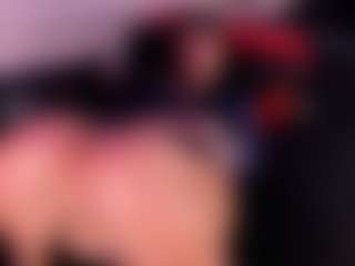 IvannaBellini01's Live Sex Cam Show