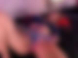 IvannaBellini01's Live Sex Cam Show