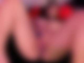 IvannaBellini01's Live Sex Cam Show