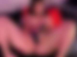 IvannaBellini01's Live Sex Cam Show
