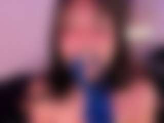 IvannaBellini01's Live Sex Cam Show
