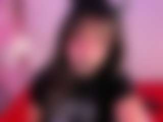 IvannaBellini01's Live Sex Cam Show