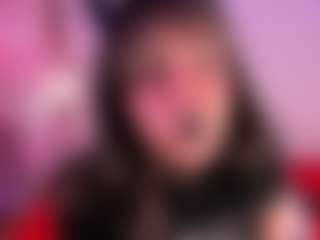 IvannaBellini01's Live Sex Cam Show