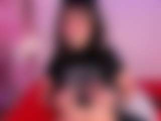 IvannaBellini01's Live Sex Cam Show