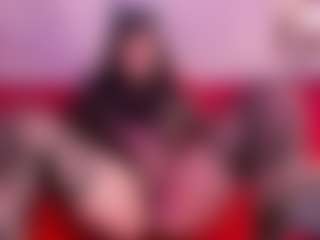 IvannaBellini01's Live Sex Cam Show