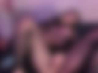 IvannaBellini01's Live Sex Cam Show