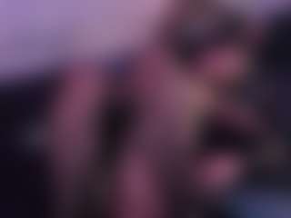 IvannaBellini01's Live Sex Cam Show