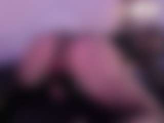 Live cam show with IvannaBellini01 - Latina on Camsoda