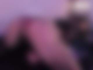 IvannaBellini01's Live Sex Cam Show