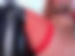 IvannaBellini01's Live Sex Cam Show