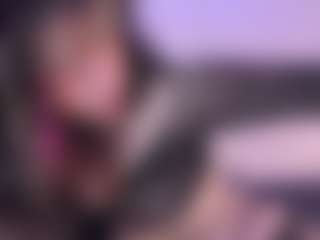 Live cam show with IvannaBellini01 - Nipple Piercings on CamClone