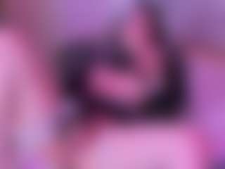IvannaBellini01's Live Sex Cam Show