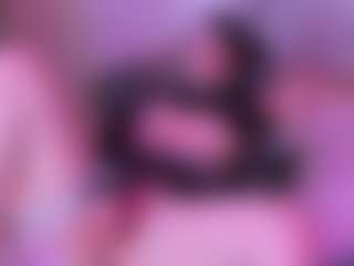 IvannaBellini01's Live Sex Cam Show