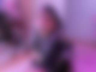IvannaBellini01's Live Sex Cam Show