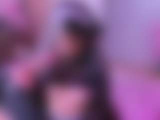IvannaBellini01's Live Sex Cam Show