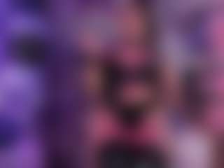 IvannaBellini01's Live Sex Cam Show