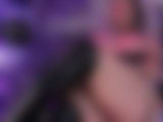 IvannaBellini01's Live Sex Cam Show