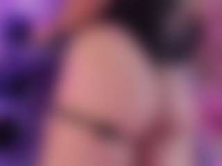 IvannaBellini01's Live Sex Cam Show