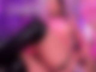 Live cam show with IvannaBellini01 - Brown Eyes on SpankPalCams