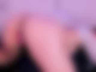IvannaBellini01's Live Sex Cam Show