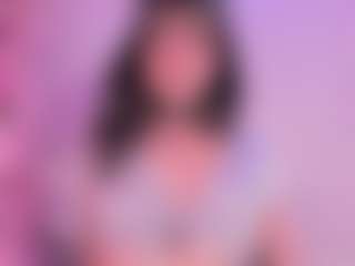 IvannaBellini01's Live Sex Cam Show