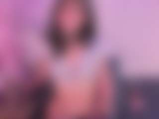 IvannaBellini01's Live Sex Cam Show