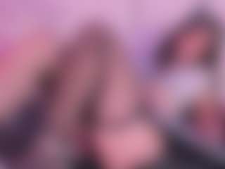 IvannaBellini01's Live Sex Cam Show