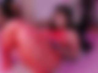 IvannaBellini01's Live Sex Cam Show