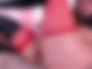 IvannaBellini01's Live Sex Cam Show