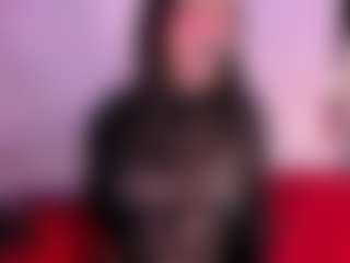 IvannaBellini01's Live Sex Cam Show
